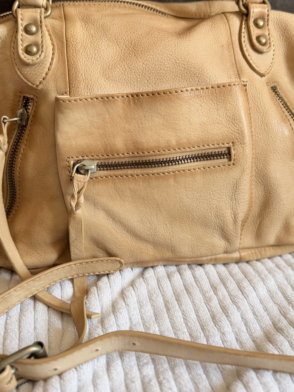 Free People BABY Emerson Handbag In Italian Straw - Picture 6 of 13